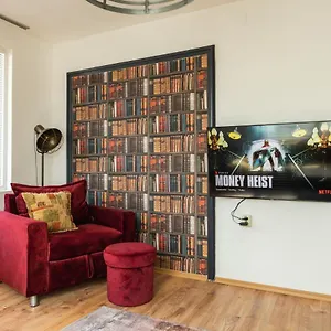 Urban Style In The Centre Warna