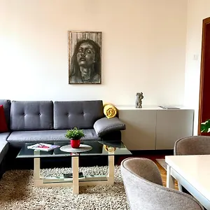 Dolce Casa Warna